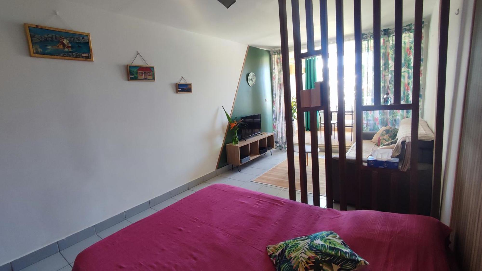 Appartamento Les Franciseas Saint-Gilles-les Bains Esterno foto